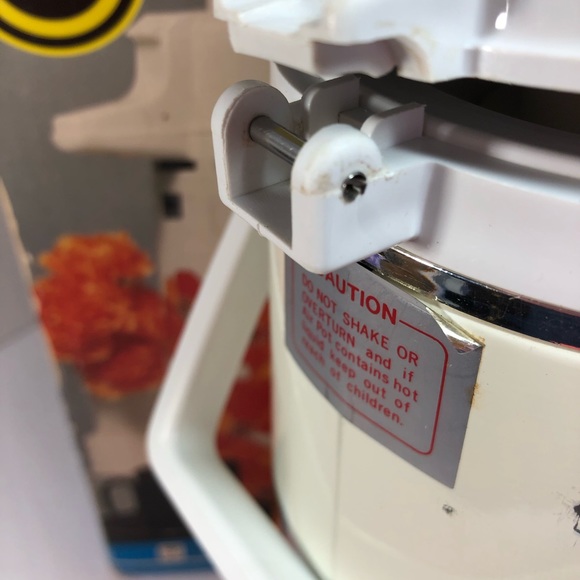 1970's Aladdin Quart Thermos with box Rainbow Cup - Picture 6 of 8